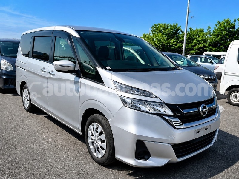 Big with watermark nissan serena abaco marsh harbour 2497