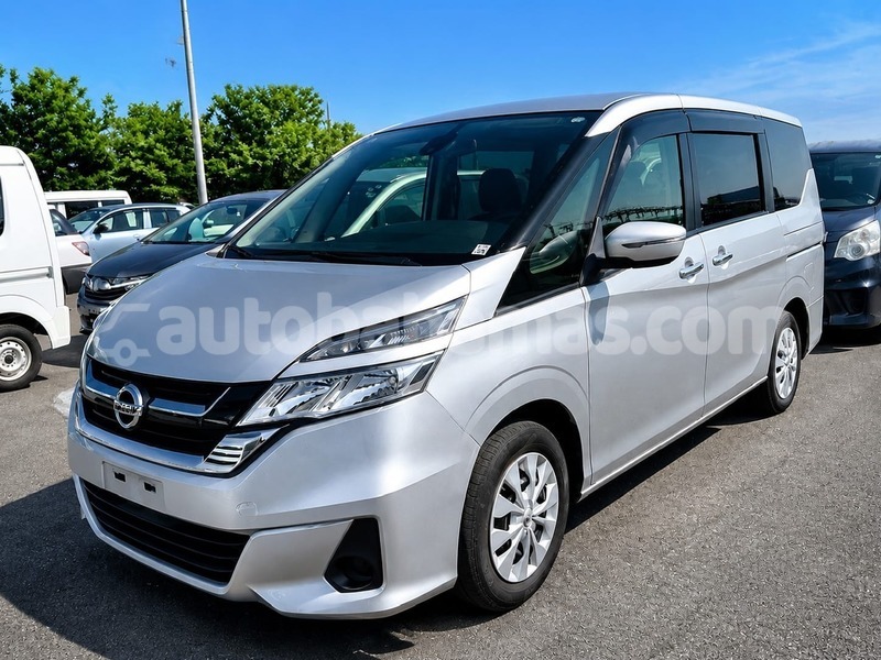 Big with watermark nissan serena abaco marsh harbour 2497