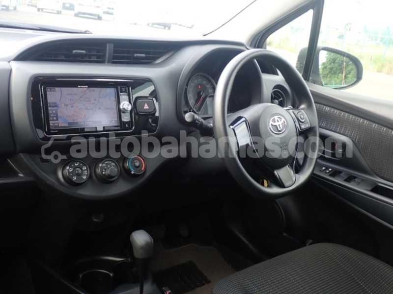Big with watermark toyota vitz biminis alice town 2498