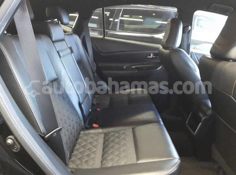 Big with watermark toyota harrier abaco import dubai 2509
