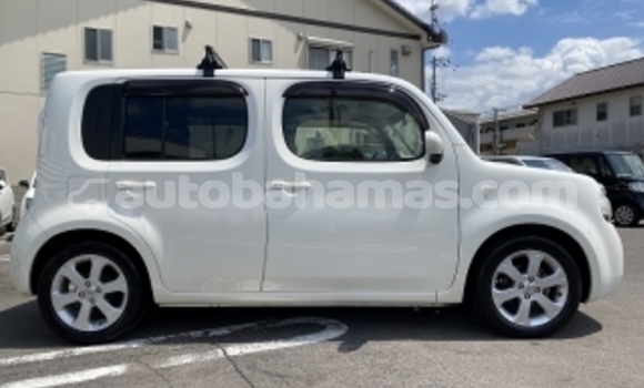 Buy Used Nissan Cube White Car in Andros Town in Andros Buy Used Nissan Cube White Car in Andros Town in Andros