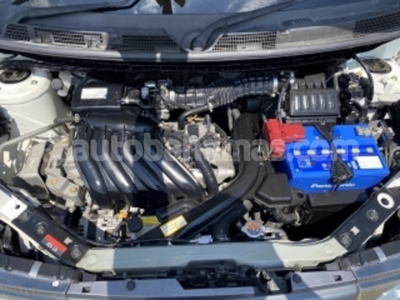 Big with watermark nissan cube andros andros town 2510