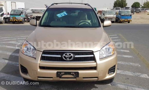Buy Import Toyota HiAce Other Truck in Import - Dubai in Abaco Buy Import Toyota HiAce Other Truck in Import - Dubai in Abaco