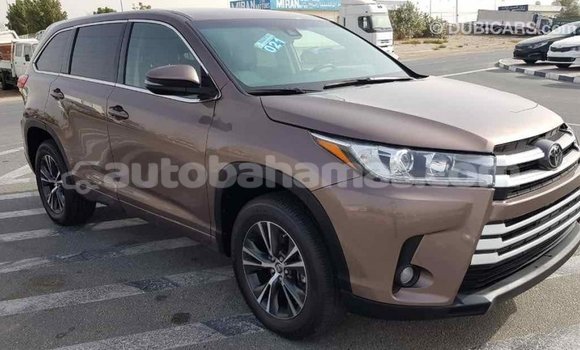 Buy Import Toyota Highlander Brown Car in Import - Dubai in Abaco Buy Import Toyota Highlander Brown Car in Import - Dubai in Abaco