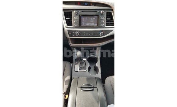 Buy Import Toyota Highlander Brown Car in Import - Dubai in Abaco Buy Import Toyota Highlander Brown Car in Import - Dubai in Abaco