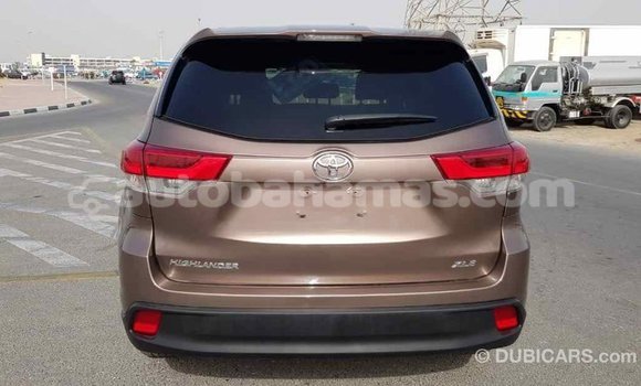 Buy Import Toyota Highlander Brown Car in Import - Dubai in Abaco Buy Import Toyota Highlander Brown Car in Import - Dubai in Abaco