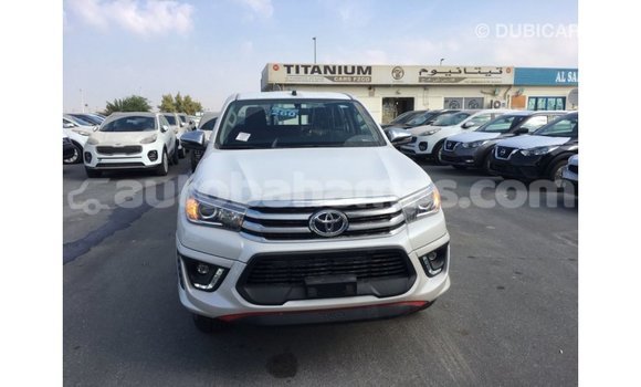 Buy Import Toyota Hilux White Car in Import - Dubai in Abaco Buy Import Toyota Hilux White Car in Import - Dubai in Abaco