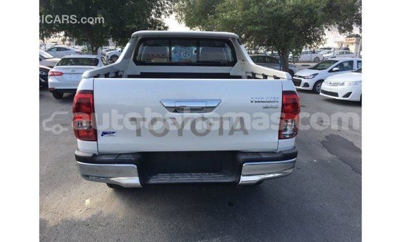 Buy Import Toyota Hilux White Car in Import - Dubai in Abaco Buy Import Toyota Hilux White Car in Import - Dubai in Abaco