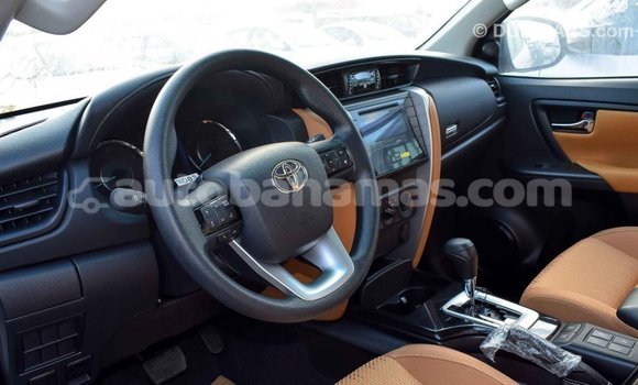 Buy Import Toyota Fortuner White Car in Import - Dubai in Abaco Buy Import Toyota Fortuner White Car in Import - Dubai in Abaco