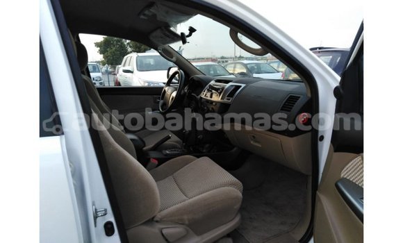 Buy Import Toyota Fortuner White Car in Import - Dubai in Abaco Buy Import Toyota Fortuner White Car in Import - Dubai in Abaco