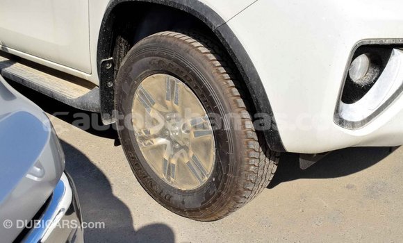 Buy Import Toyota Fortuner White Car in Import - Dubai in Abaco Buy Import Toyota Fortuner White Car in Import - Dubai in Abaco