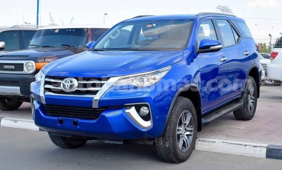 Buy Import Toyota Fortuner Blue Car in Import - Dubai in Abaco Buy Import Toyota Fortuner Blue Car in Import - Dubai in Abaco