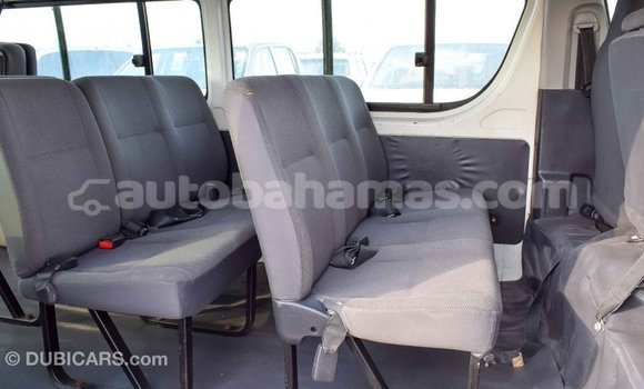 Buy Import Toyota Hiace White Car in Import - Dubai in Abaco Buy Import Toyota Hiace White Car in Import - Dubai in Abaco