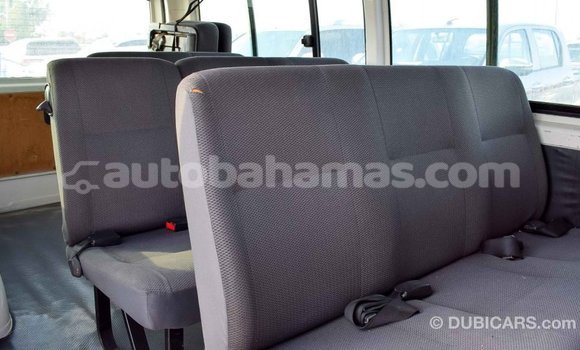 Buy Import Toyota Hiace White Car in Import - Dubai in Abaco Buy Import Toyota Hiace White Car in Import - Dubai in Abaco