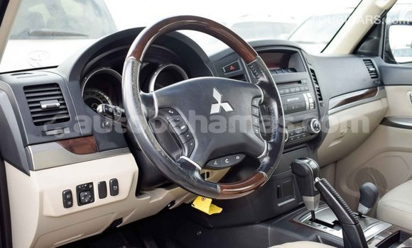 Buy Import Mitsubishi Pajero Black Car in Import - Dubai in Abaco Buy Import Mitsubishi Pajero Black Car in Import - Dubai in Abaco