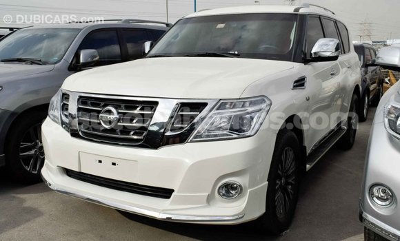 Buy Import Nissan Patrol White Car in Import - Dubai in Abaco Buy Import Nissan Patrol White Car in Import - Dubai in Abaco