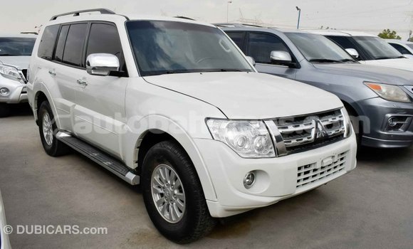 Buy Import Mitsubishi Pajero White Car in Import - Dubai in Abaco Buy Import Mitsubishi Pajero White Car in Import - Dubai in Abaco