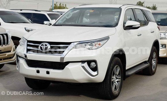 Buy Import Toyota Fortuner White Car in Import - Dubai in Abaco Buy Import Toyota Fortuner White Car in Import - Dubai in Abaco