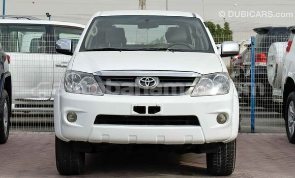Buy Import Toyota Fortuner White Car in Import - Dubai in Abaco Buy Import Toyota Fortuner White Car in Import - Dubai in Abaco