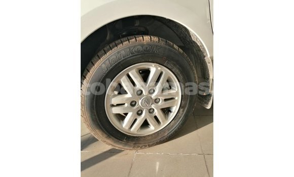 Buy Import Hyundai Accent White Car in Import - Dubai in Abaco Buy Import Hyundai Accent White Car in Import - Dubai in Abaco