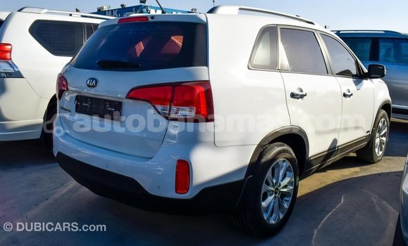 Buy Import Kia Sorento White Car in Import - Dubai in Abaco Buy Import Kia Sorento White Car in Import - Dubai in Abaco