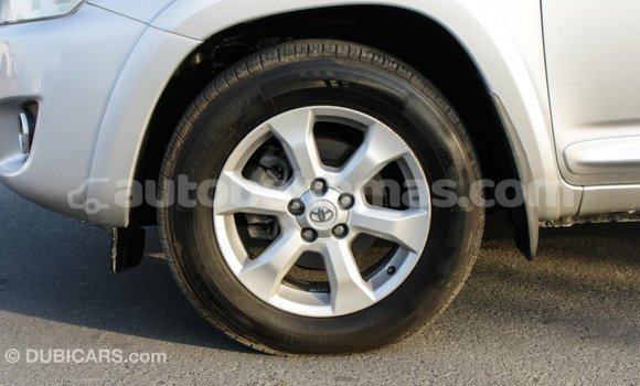 Buy Import Toyota HiAce Other Truck in Import - Dubai in Abaco Buy Import Toyota HiAce Other Truck in Import - Dubai in Abaco