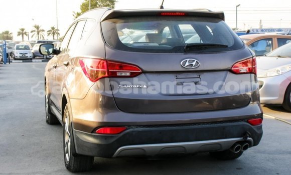 Buy Import Hyundai Santa Fe Brown Car in Import - Dubai in Abaco