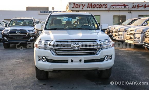 Buy Import Toyota Land Cruiser White Car in Import - Dubai in Abaco Buy Import Toyota Land Cruiser White Car in Import - Dubai in Abaco