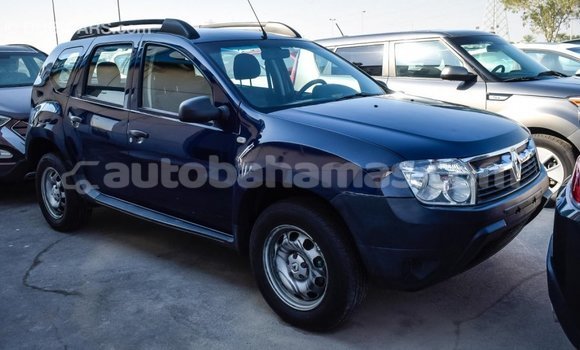 Buy Import Renault Duster Blue Car in Import - Dubai in Abaco