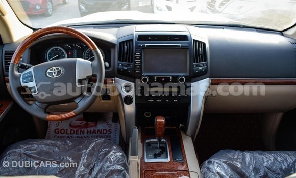 Buy Import Toyota Land Cruiser Black Car in Import - Dubai in Abaco Buy Import Toyota Land Cruiser Black Car in Import - Dubai in Abaco