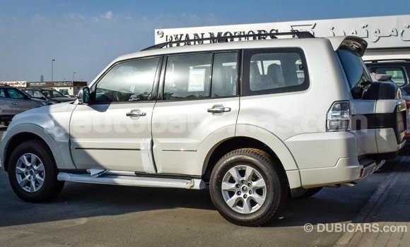 Buy Import Mitsubishi Pajero White Car in Import - Dubai in Abaco Buy Import Mitsubishi Pajero White Car in Import - Dubai in Abaco