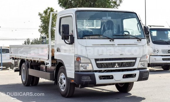 Buy Import Mitsubishi L400 White Truck in Import - Dubai in Abaco