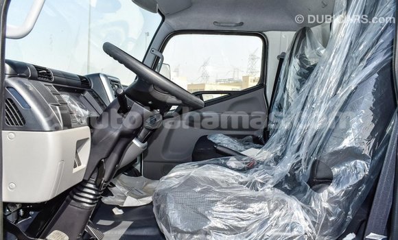 Buy Import Mitsubishi L400 White Truck in Import - Dubai in Abaco Buy Import Mitsubishi L400 White Truck in Import - Dubai in Abaco