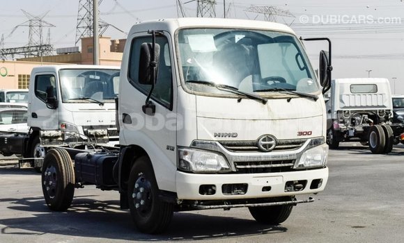 Buy Import Hino 300 Series White Truck in Import - Dubai in Abaco Buy Import Hino 300 Series White Truck in Import - Dubai in Abaco