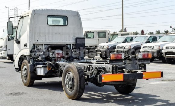 Buy Import Hino 300 Series White Truck in Import - Dubai in Abaco Buy Import Hino 300 Series White Truck in Import - Dubai in Abaco