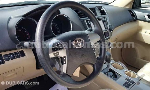 Buy Import Toyota Highlander Black Car in Import - Dubai in Abaco Buy Import Toyota Highlander Black Car in Import - Dubai in Abaco
