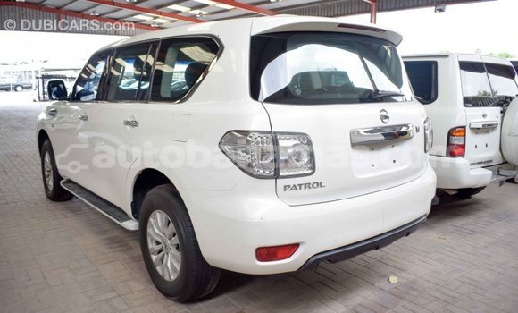 Buy Import Nissan Patrol White Car in Import - Dubai in Abaco Buy Import Nissan Patrol White Car in Import - Dubai in Abaco