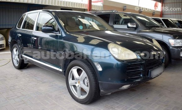 Buy Import Porsche Cayenne Green Car in Import - Dubai in Abaco
