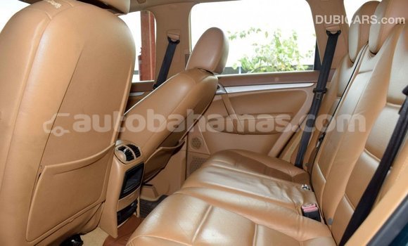 Buy Import Porsche Cayenne Green Car in Import - Dubai in Abaco Buy Import Porsche Cayenne Green Car in Import - Dubai in Abaco