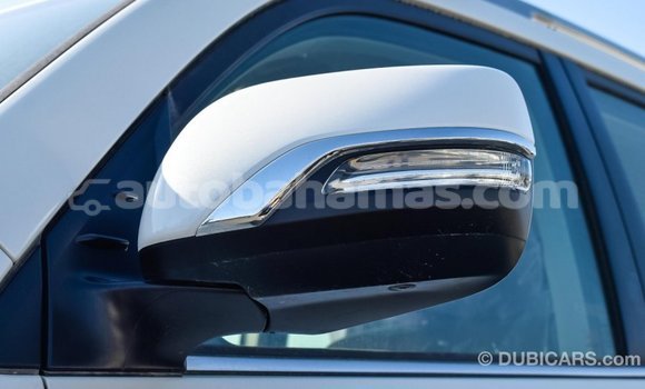 Buy Import Toyota Land Cruiser White Car in Import - Dubai in Abaco Buy Import Toyota Land Cruiser White Car in Import - Dubai in Abaco