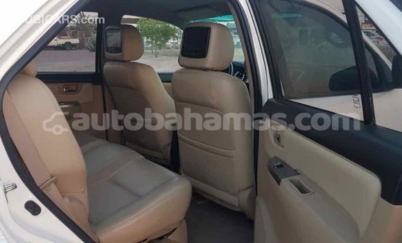 Buy Import Toyota Fortuner White Car in Import - Dubai in Abaco Buy Import Toyota Fortuner White Car in Import - Dubai in Abaco