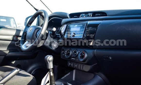 Buy Import Toyota Hilux White Car in Import - Dubai in Abaco Buy Import Toyota Hilux White Car in Import - Dubai in Abaco