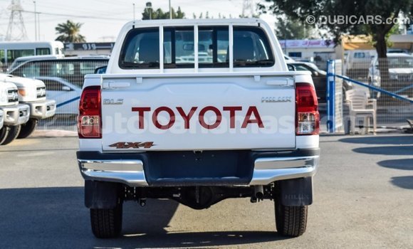 Buy Import Toyota Hilux White Car in Import - Dubai in Abaco Buy Import Toyota Hilux White Car in Import - Dubai in Abaco