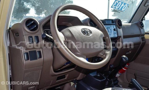 Buy Import Toyota Land Cruiser Beige Car in Import - Dubai in Abaco Buy Import Toyota Land Cruiser Beige Car in Import - Dubai in Abaco