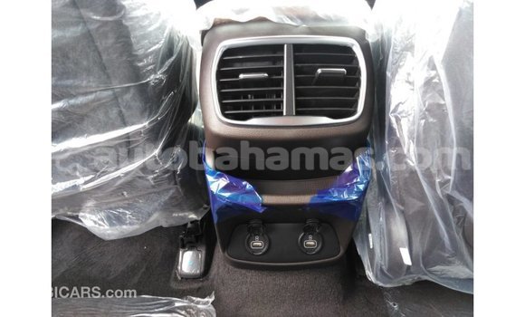 Buy Import Hyundai Santa Fe White Car in Import - Dubai in Abaco Buy Import Hyundai Santa Fe White Car in Import - Dubai in Abaco