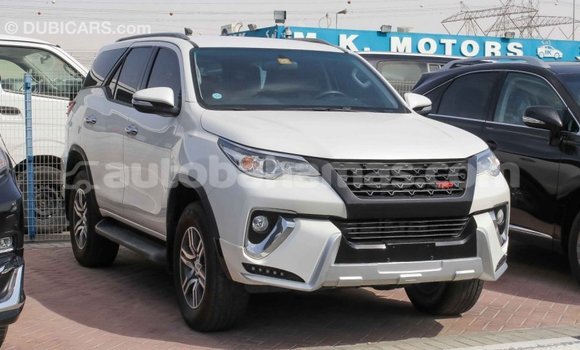 Buy Import Toyota Fortuner White Car in Import - Dubai in Abaco Buy Import Toyota Fortuner White Car in Import - Dubai in Abaco