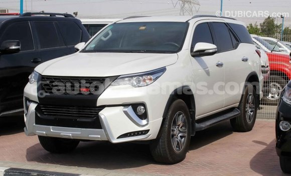 Buy Import Toyota Fortuner White Car in Import - Dubai in Abaco Buy Import Toyota Fortuner White Car in Import - Dubai in Abaco