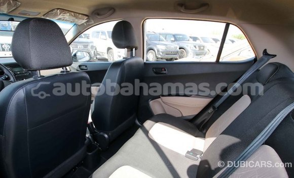 Buy Import Hyundai i10 White Car in Import - Dubai in Abaco Buy Import Hyundai i10 White Car in Import - Dubai in Abaco