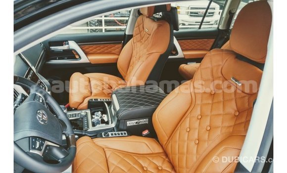 Buy Import Toyota Land Cruiser Black Car in Import - Dubai in Abaco Buy Import Toyota Land Cruiser Black Car in Import - Dubai in Abaco