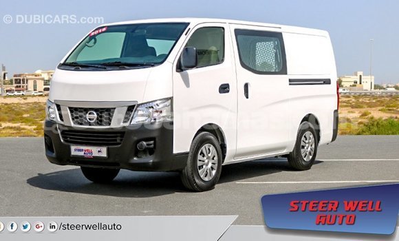 Buy Import Nissan Urvan White Car in Import - Dubai in Abaco